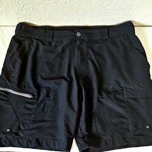 World Wide Sportsman Black Cargo Shorts